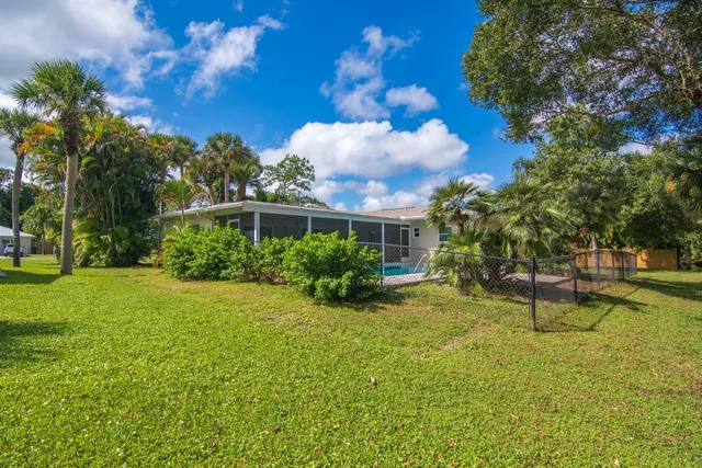 $530,000 | 1880 36th Avenue, Vero Beach, FL 32960