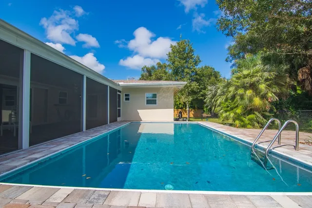 $530,000 | 1880 36th Avenue, Vero Beach, FL 32960