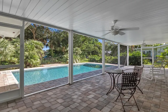$530,000 | 1880 36th Avenue, Vero Beach, FL 32960