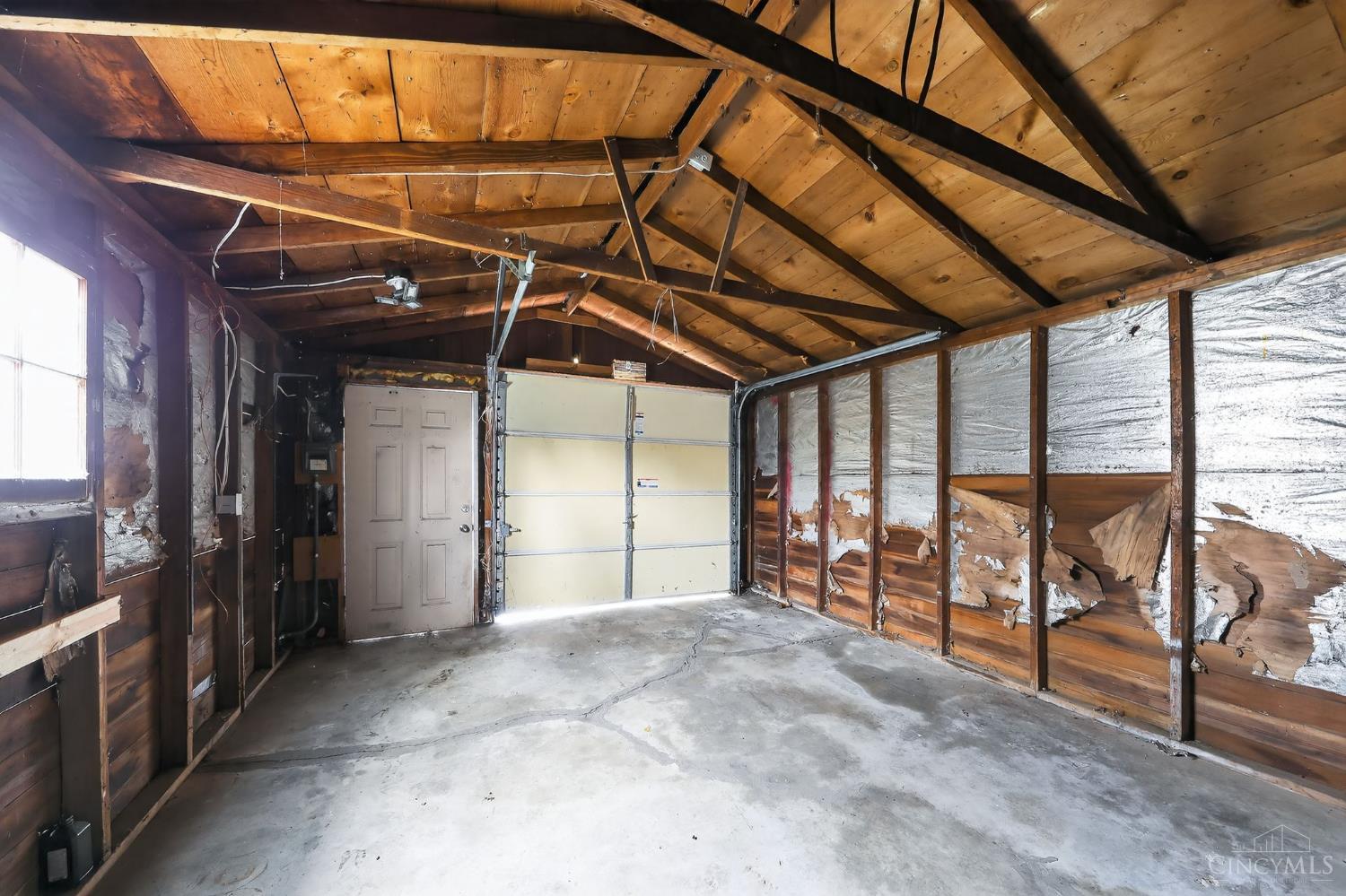 9636 Pippin Road Cincinnati, OH 45231 - Photo 27 of 31 Gallery Image 27