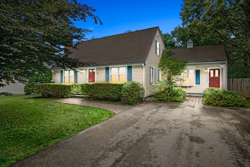 29 Newell Road Holden, MA 01520 - Photo 1 of 37 Gallery Image 1