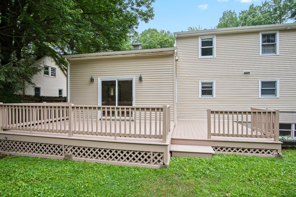 29 Newell Road Holden, MA 01520 - Photo 31 of 37 Gallery Image 31