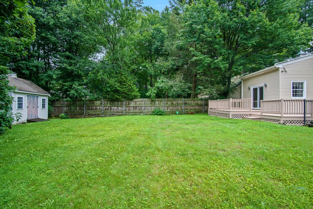 29 Newell Road Holden, MA 01520 - Photo 36 of 37 Gallery Image 36