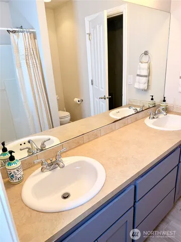 $1,111,000 | 20932 49th Avenue West, Lynnwood, WA 98036