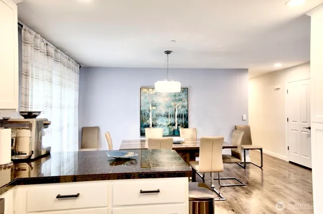 $1,111,000 | 20932 49th Avenue West, Lynnwood, WA 98036