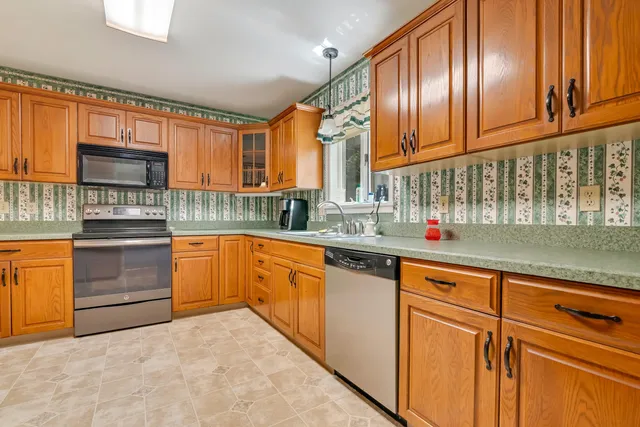 $485,500 | 112 Fisher Lane, Effort, PA 18330