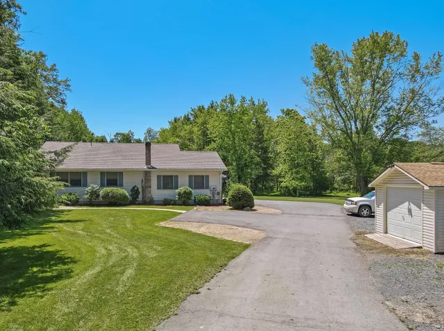 $485,500 | 112 Fisher Lane, Effort, PA 18330