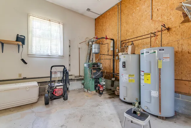 $485,500 | 112 Fisher Lane, Effort, PA 18330