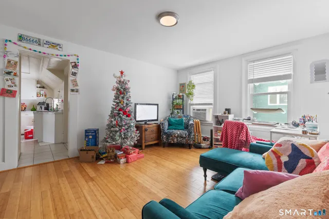 $600,000 | 700 Main Street, Southington, CT 06479