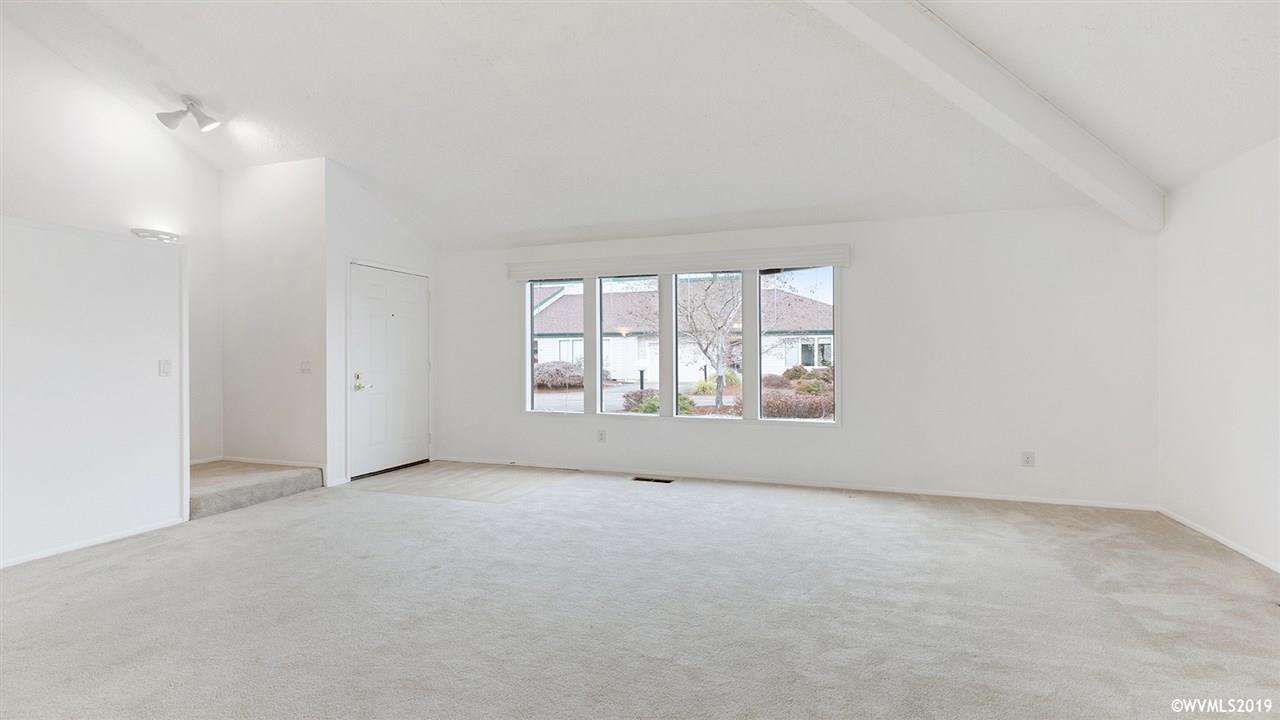 3244 Pacific Place Southwest Albany, OR 97321 - Photo 10 of 30