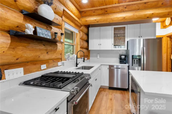 $725,000 | 205 Chestnut Villiage, Mars Hill, NC 28754