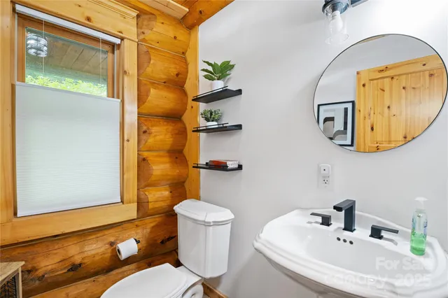 $725,000 | 205 Chestnut Villiage, Mars Hill, NC 28754