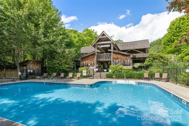 $725,000 | 205 Chestnut Villiage, Mars Hill, NC 28754