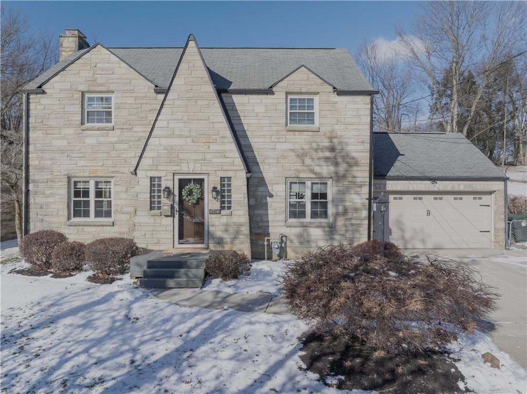 4738 Baptist Road Pittsburgh, PA 15227 - Photo 3 of 37 Gallery Image 3