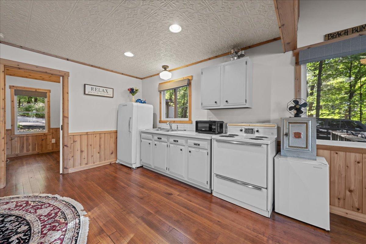 308 North Cove Road Hudson, WI 54016 - Photo 32 of 50