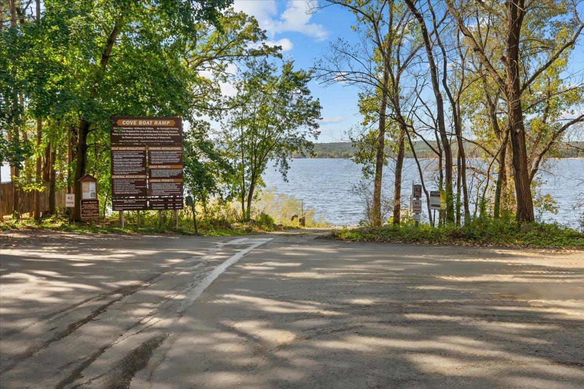308 North Cove Road Hudson, WI 54016 - Photo 38 of 50