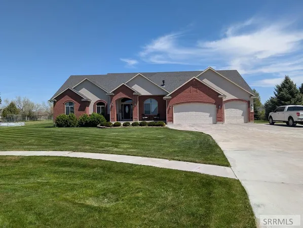 $849,000 | 9232 North Mapleview Drive, Idaho Falls, ID 83401
