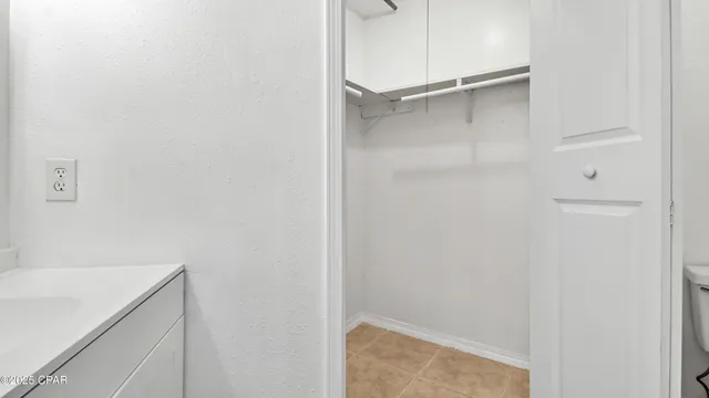 $1,350 | 4114 Holiday Drive, Unit 7, Panama City, FL 32408