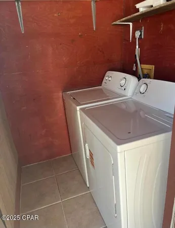 $1,200 | 4114 Holiday Drive, Unit 7, Panama City, FL 32408