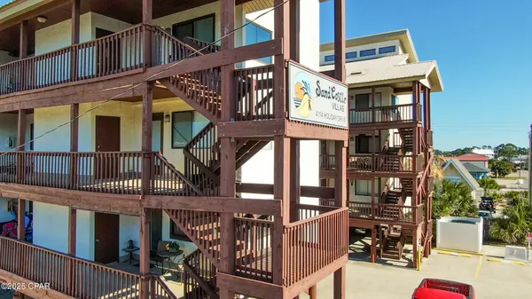 $1,200 | 4114 Holiday Drive, Unit 7, Panama City, FL 32408