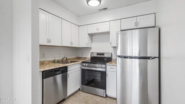 $1,350 | 4114 Holiday Drive, Unit 7, Panama City, FL 32408