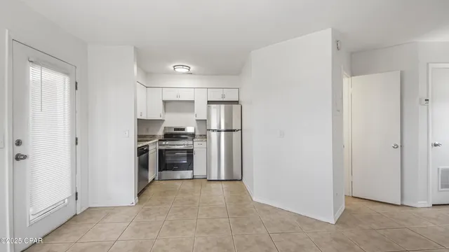 $1,350 | 4114 Holiday Drive, Unit 7, Panama City, FL 32408