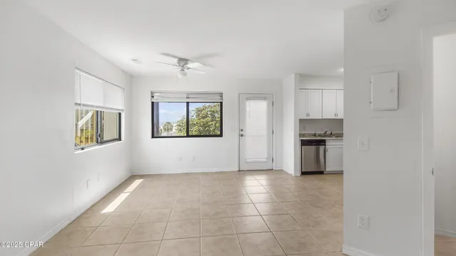 $1,350 | 4114 Holiday Drive, Unit 7, Panama City, FL 32408