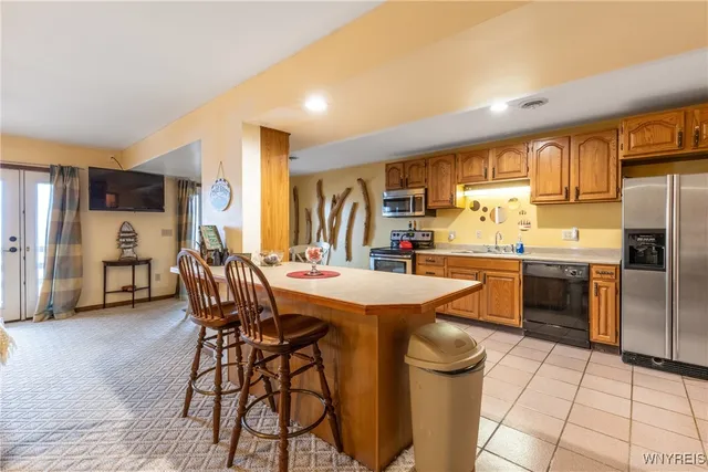 $425,000 | 5969 Ontario Street, Newfane, NY 14126