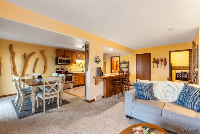 $425,000 | 5969 Ontario Street, Newfane, NY 14126