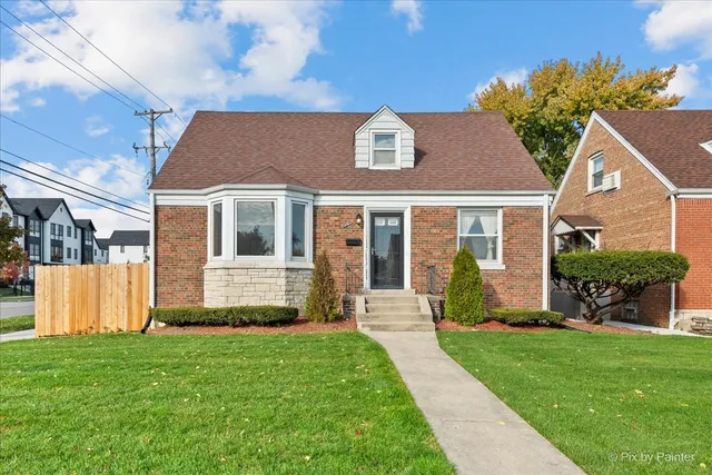 $368,000 | 7944 West Metropole Street, Elmwood Park, IL 60707