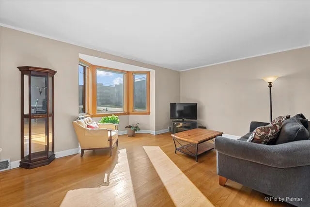 $368,000 | 7944 West Metropole Street, Elmwood Park, IL 60707