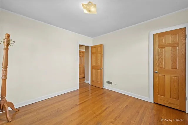 $368,000 | 7944 West Metropole Street, Elmwood Park, IL 60707