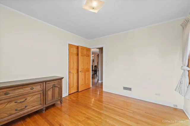 $368,000 | 7944 West Metropole Street, Elmwood Park, IL 60707