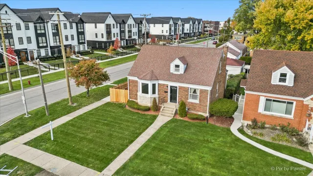 $368,000 | 7944 West Metropole Street, Elmwood Park, IL 60707