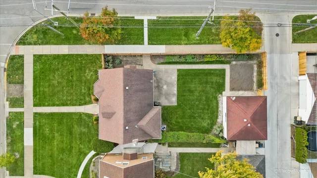 $368,000 | 7944 West Metropole Street, Elmwood Park, IL 60707