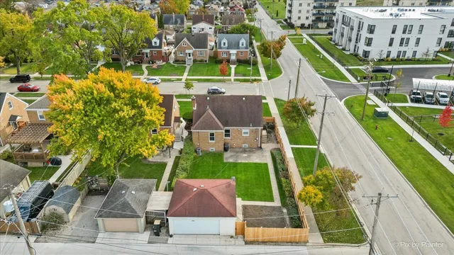 $368,000 | 7944 West Metropole Street, Elmwood Park, IL 60707