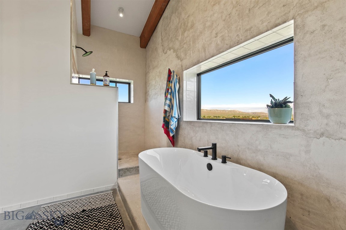11893 Antelope Valley Road Three Forks, MT 59752 - Photo 23 of 44 Primary bathroom