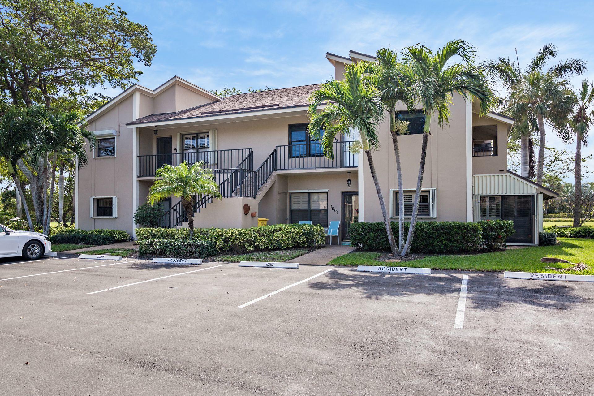 1002 Clubhouse Circle Jupiter, FL 33477 - Photo 20 of 34 1002 Front