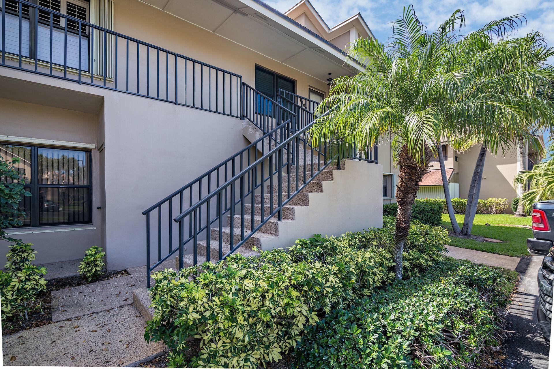 1002 Clubhouse Circle Jupiter, FL 33477 - Photo 21 of 34 1002 Entrance