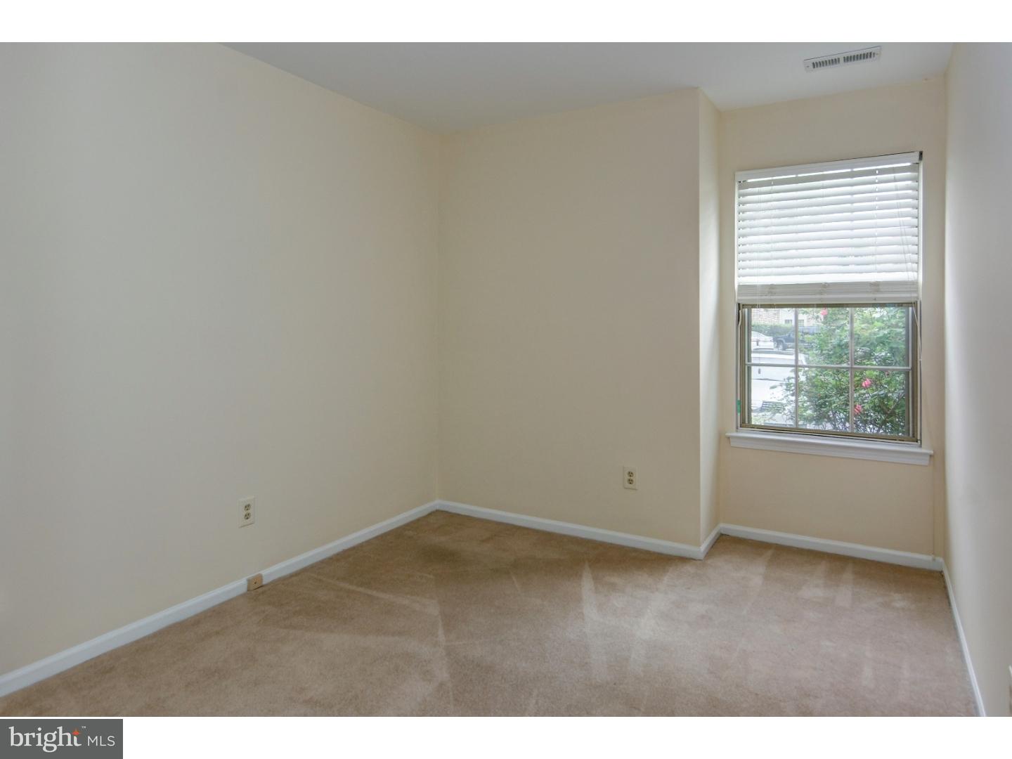 208 Tavistock Road Cherry Hill, NJ 08034 - Photo 16 of 25 Gallery Image 16