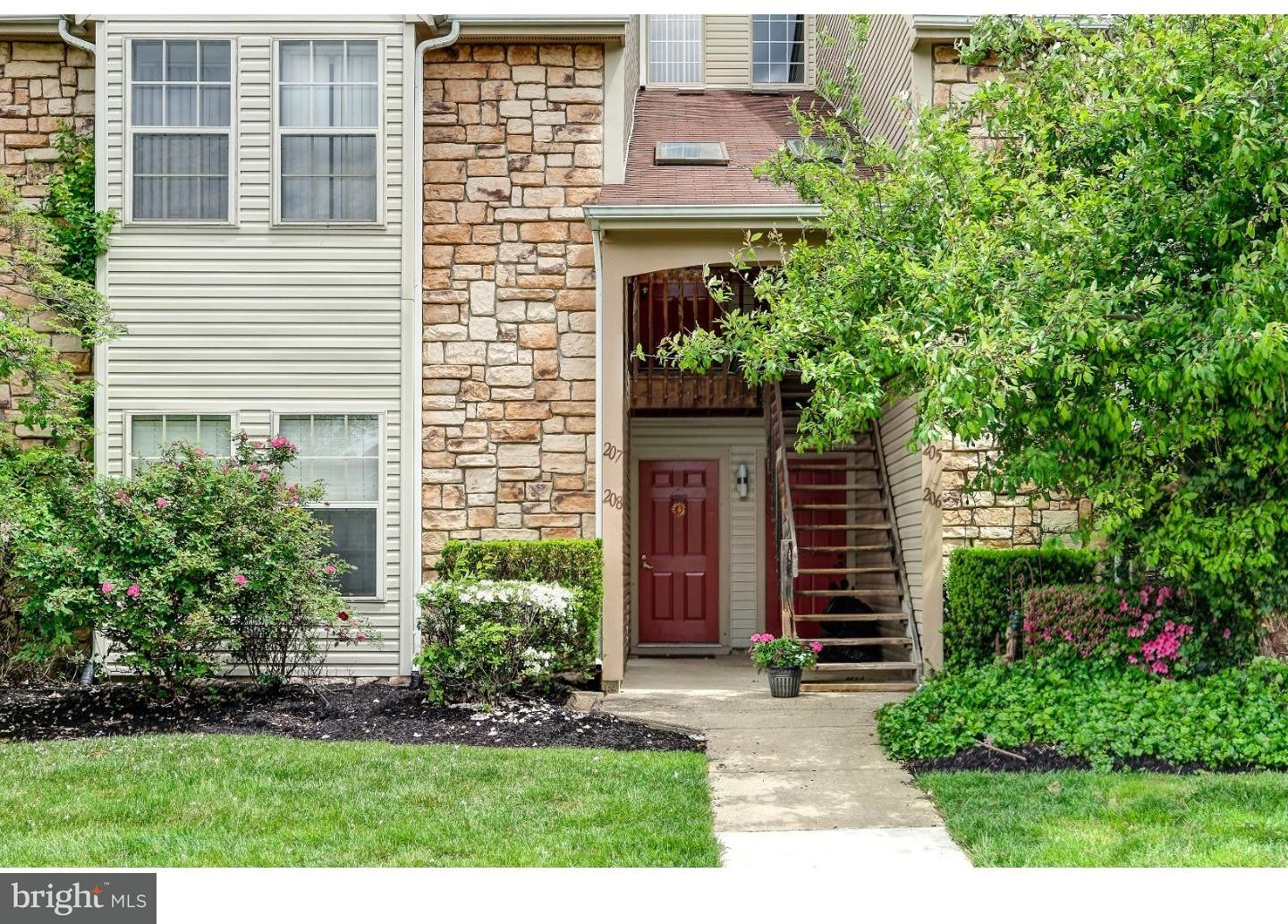 208 Tavistock Road Cherry Hill, NJ 08034 - Photo 3 of 25 Gallery Image 3