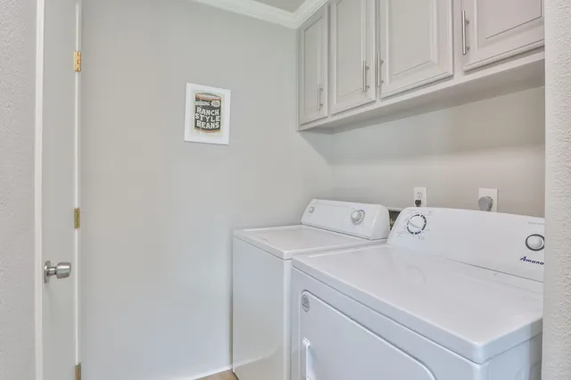 $180,000 | 114 Yacht Club Lane, Unit 114, El Lago, TX 77586