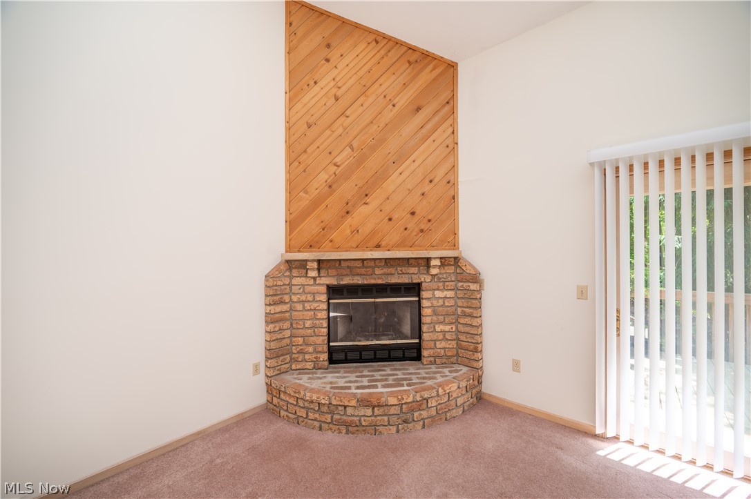 9114 Inverrary Warren, OH 44484 - Photo 6 of 49