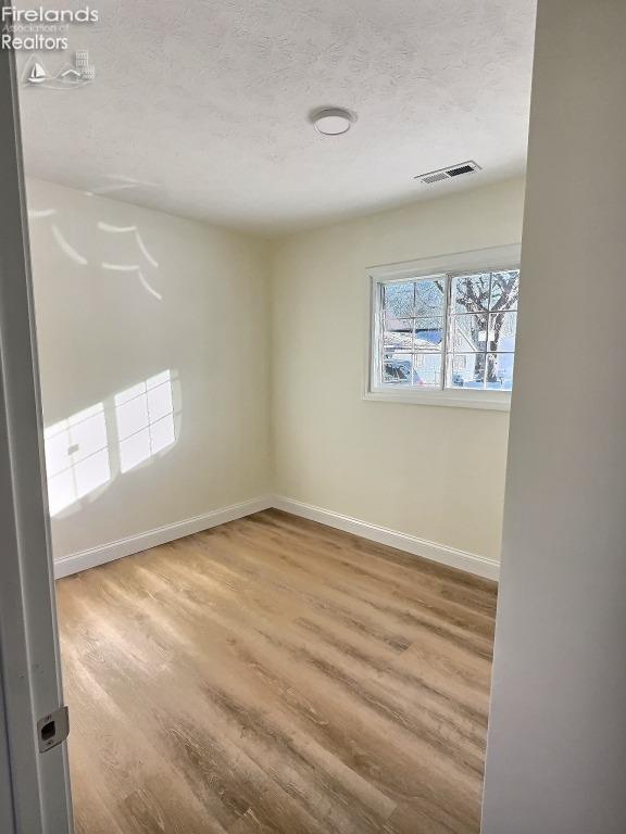 305 Magnolia Road Huron, OH 44839 - Photo 12 of 15 Gallery Image 12