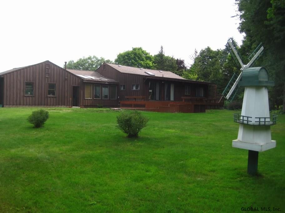 26 Wing Road Rexford, NY 12148 - Photo 3 of 22 Photo 3