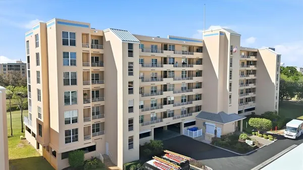 $170,000 | 4460 Fairways Boulevard, Unit 302, Bradenton, FL 34209