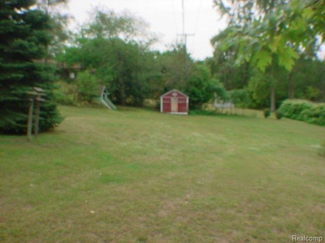 4675 Rattek Road Clarkston, MI 48346 - Photo 3 of 3 DSC01155