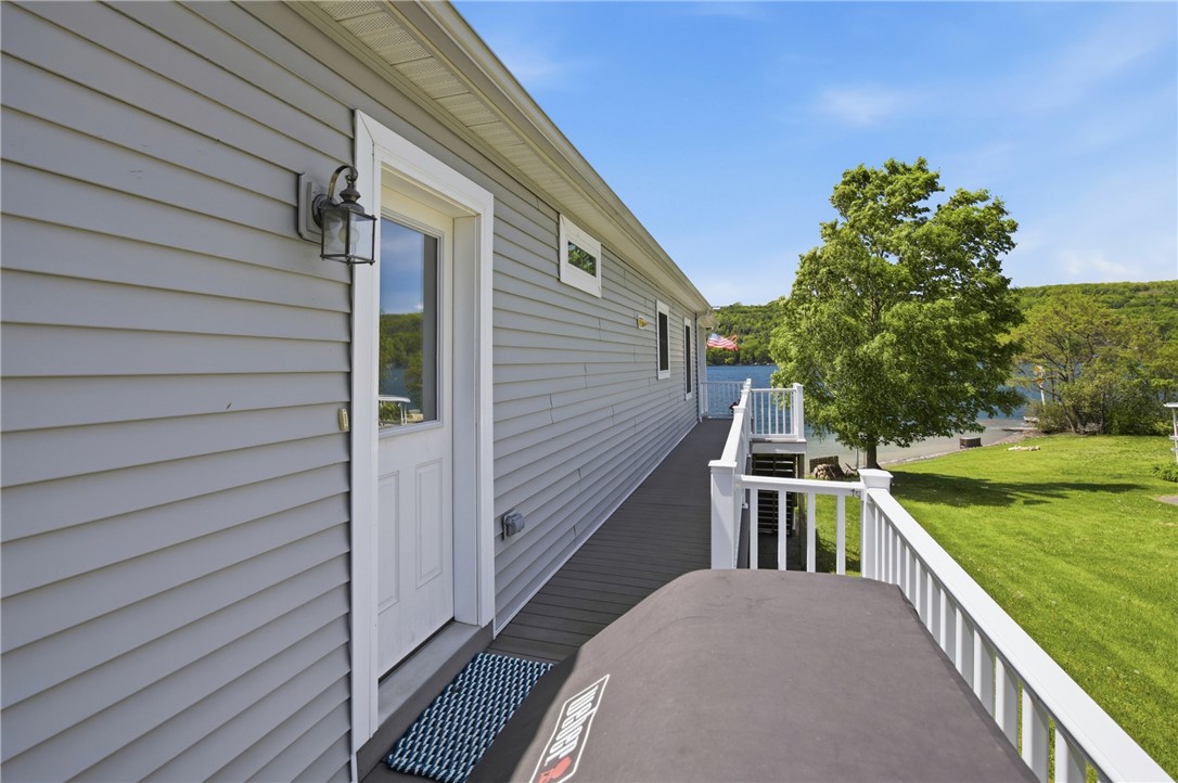 827 East Lake Road Dundee, NY 14837 - Photo 5 of 42
