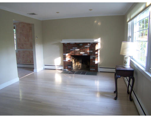 61 Spring Street Medfield, MA 02052 - Photo 4 of 12 Gallery Image 4