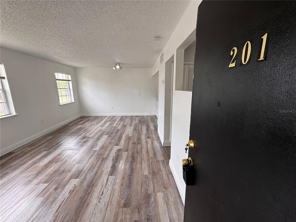 5317 Curry Ford Road, Unit O201 Orlando, FL 32812 - Photo 2 of 35